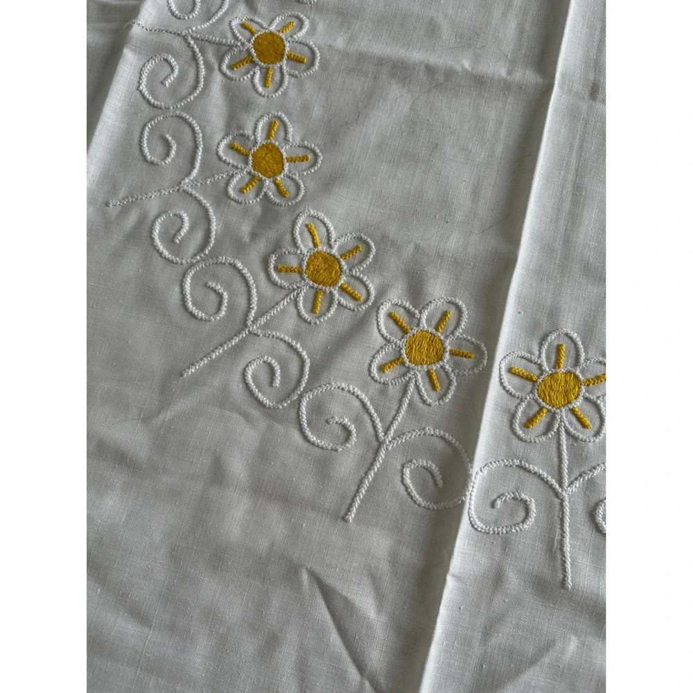 Vintage White Linen Tablecloth Yellow Daisy Hand Embroidered Floral Border